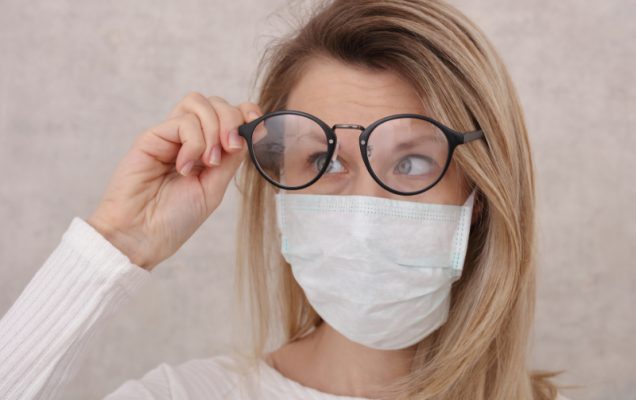 How to prevent dry eyes when wearing a face mask